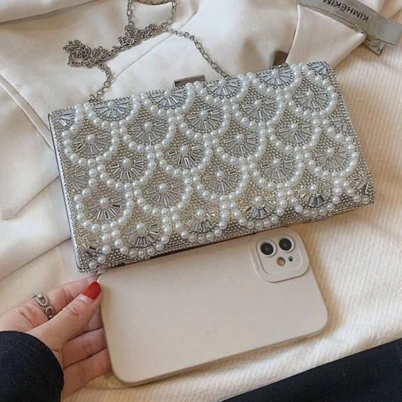 💎 Jewel Encrusted Purse 💎 - Picture 2 of 7